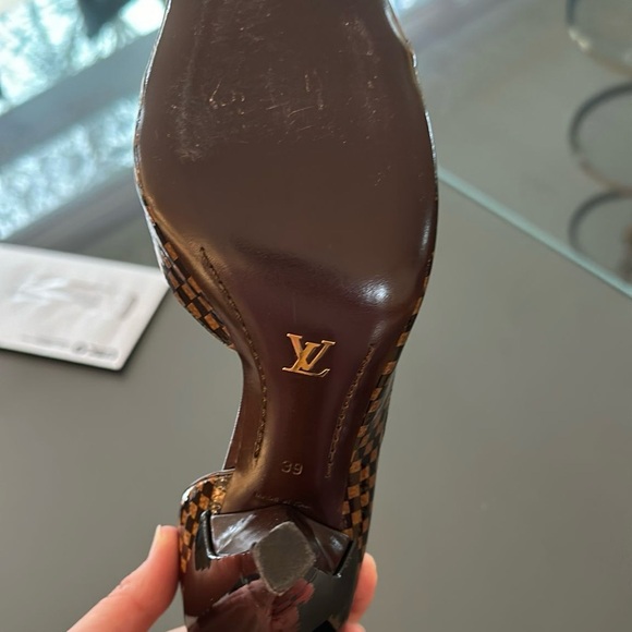 Louis Vuitton Damier Ébène Patent heels size 39 - Picture 3 of 4